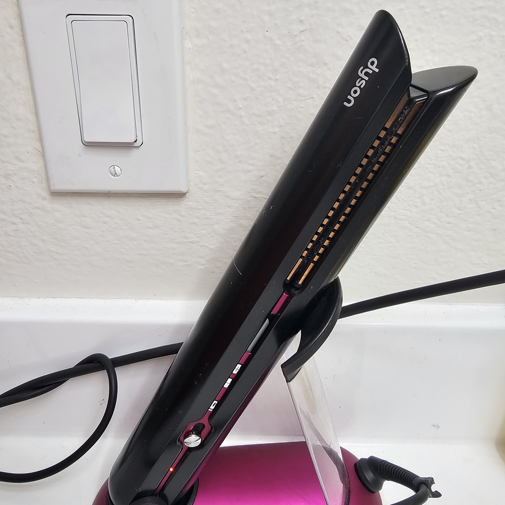 Dyson Black Hair Straightener